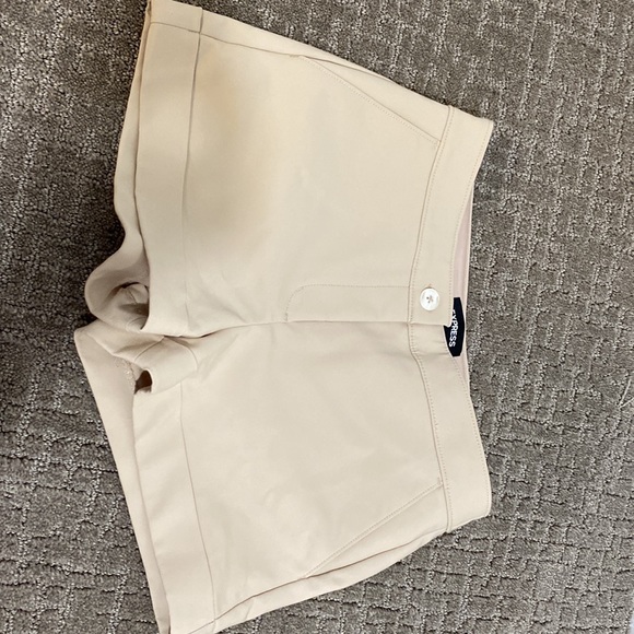 Express Shorts - Picture 8 of 8